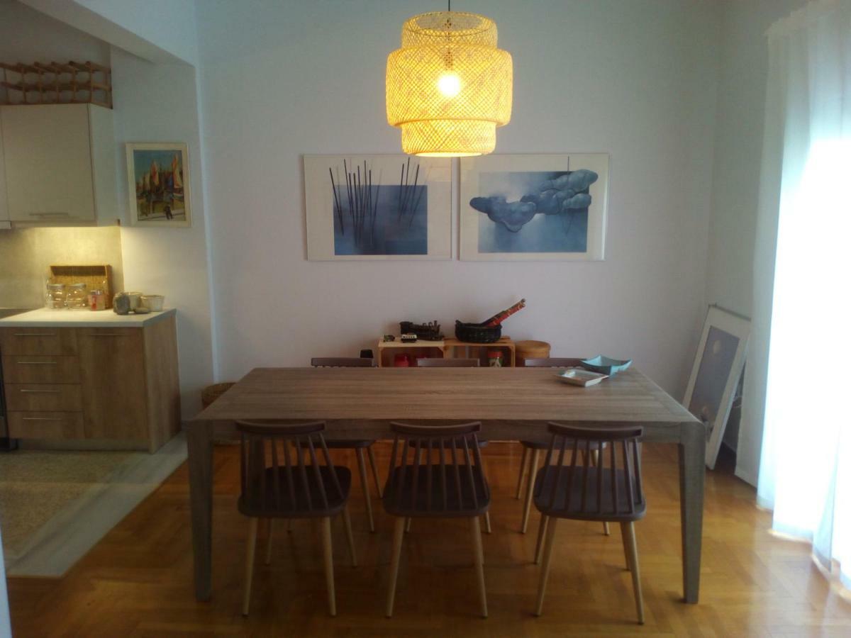 Athens Downtown Boho Apartment 1 Min From Metro Екстериор снимка