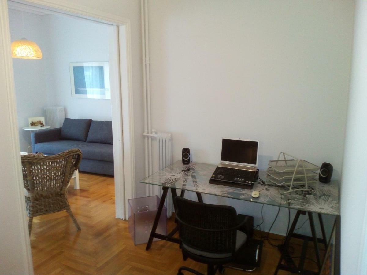 Athens Downtown Boho Apartment 1 Min From Metro Екстериор снимка