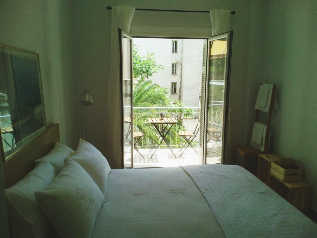 Athens Downtown Boho Apartment 1 Min From Metro Екстериор снимка