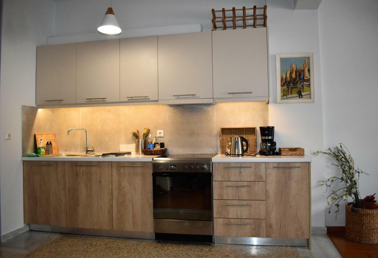 Athens Downtown Boho Apartment 1 Min From Metro Екстериор снимка